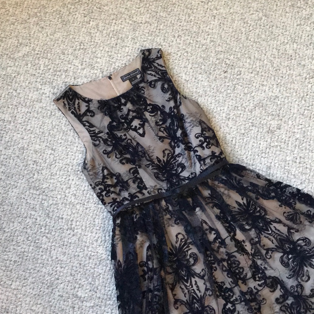 Jessica Howard dress